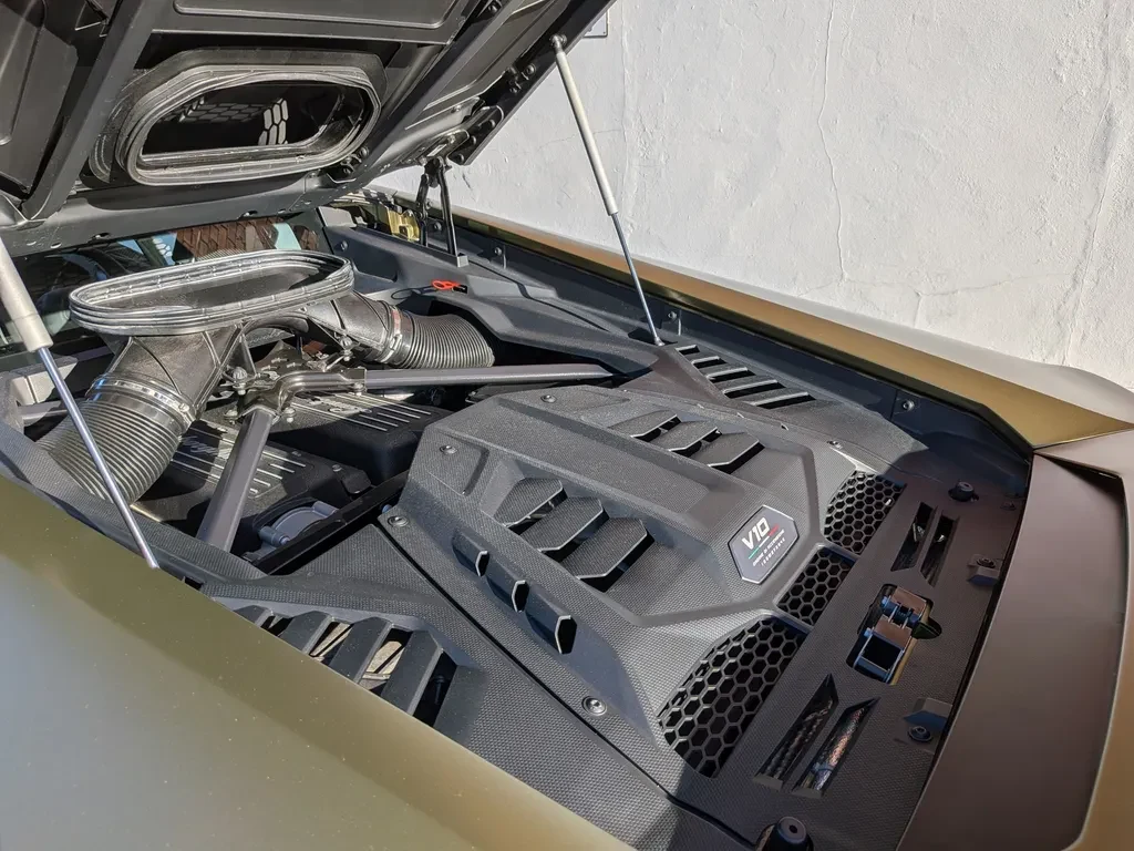 Lamborghini Huracán Sterrato, 10/10