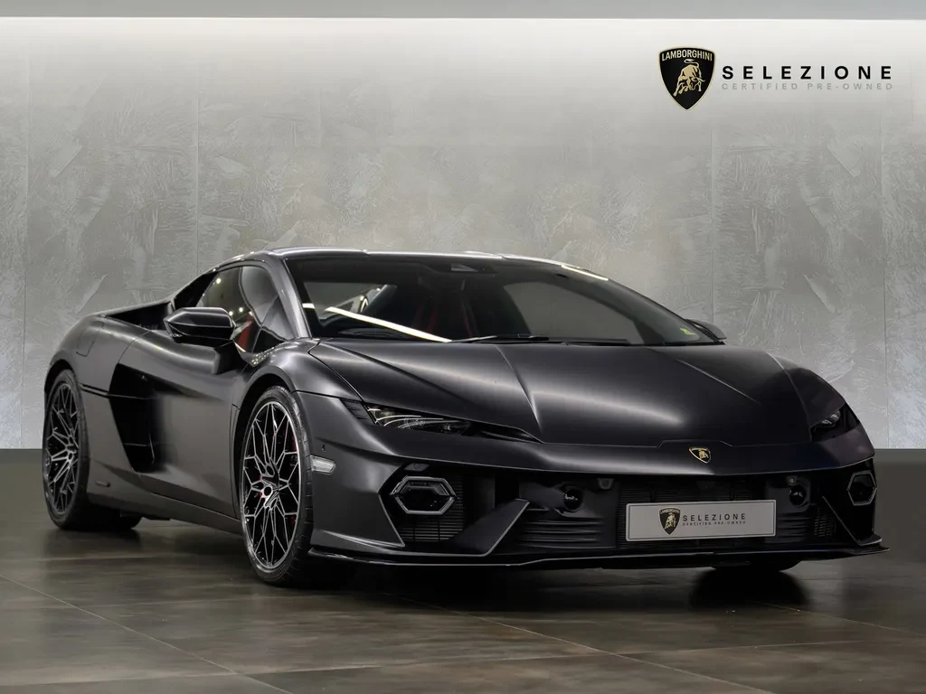 Lamborghini Temerario, full-car front three-quarter view.