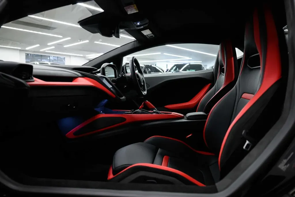 Lamborghini Temerario, 6/10