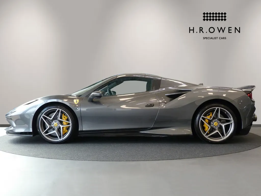 Ferrari F8 Spider, 5/10