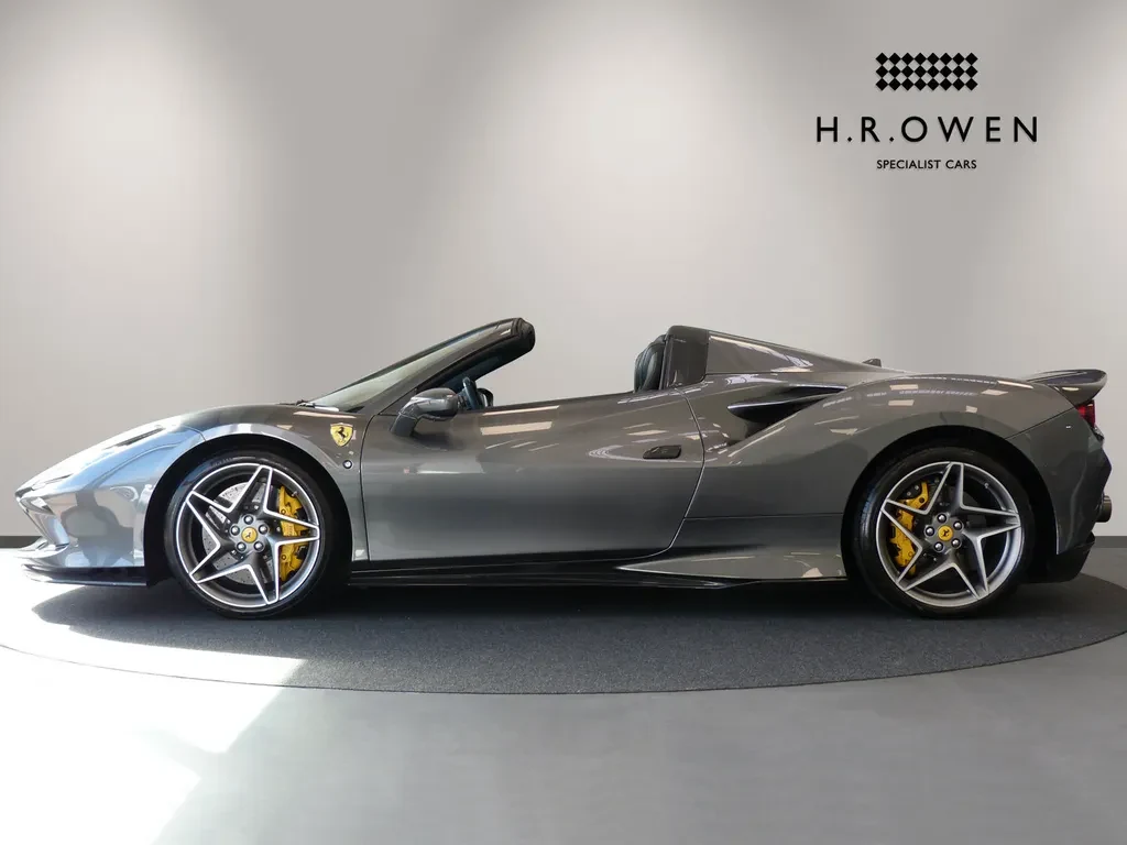 Ferrari F8 Spider, 6/10