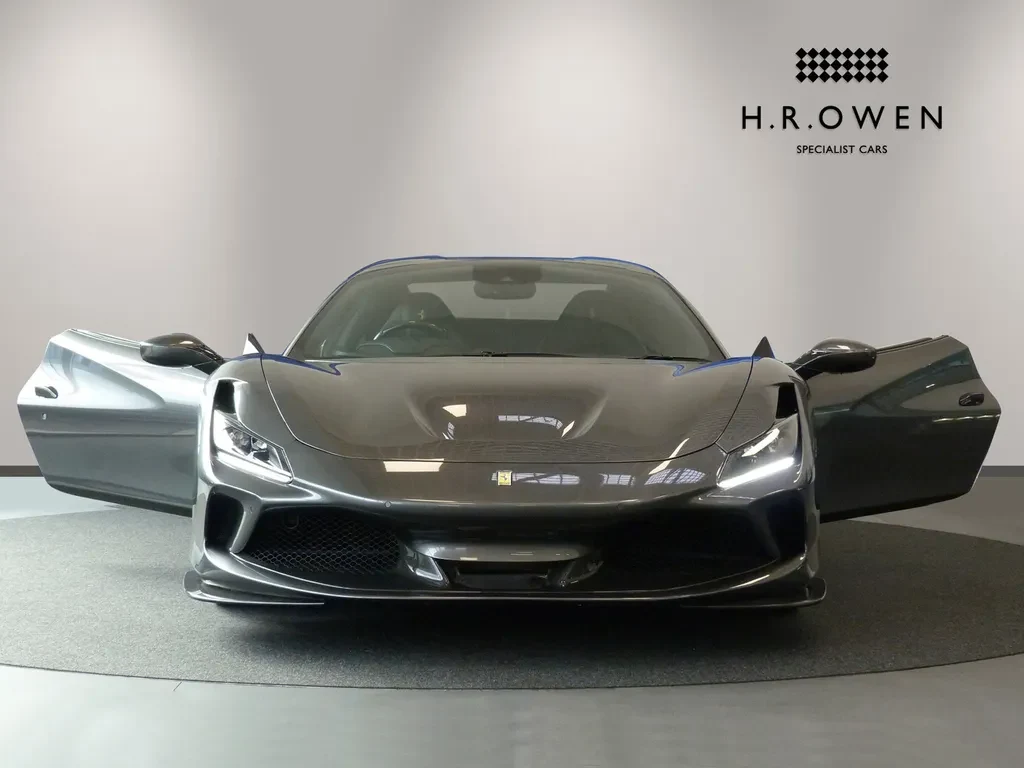 Ferrari F8 Spider, 9/10