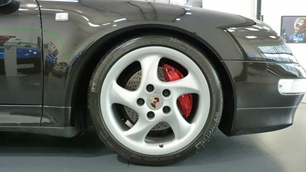 Porsche 911 Turbo, 4/10