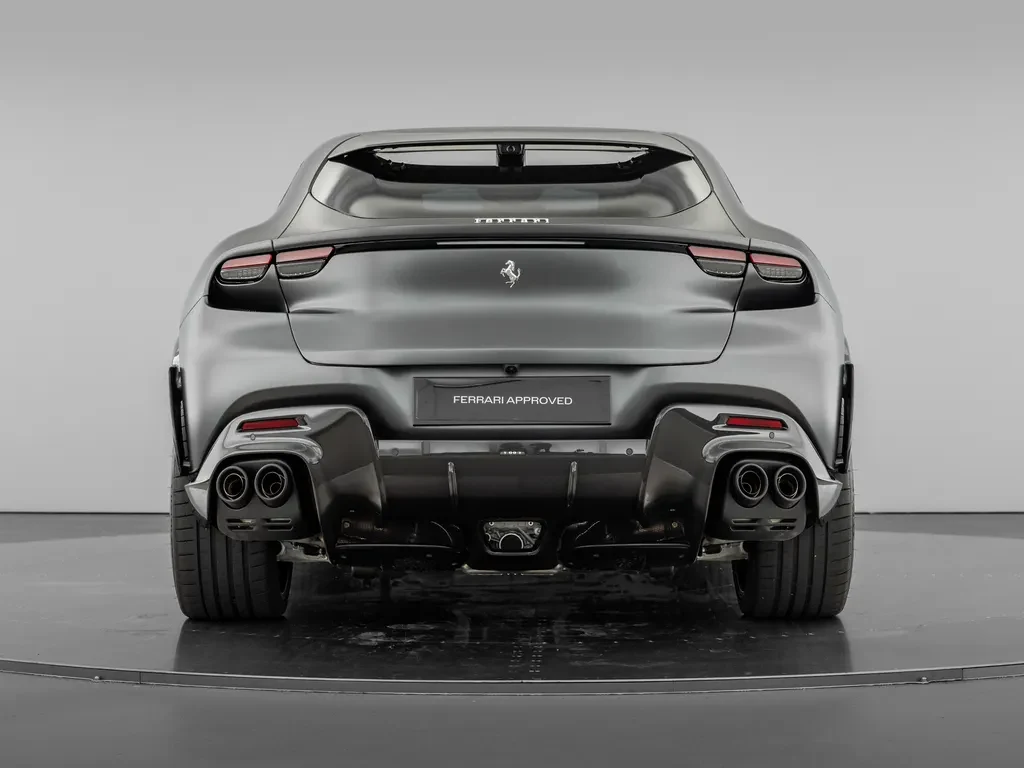 Ferrari Purosangue, 5/10