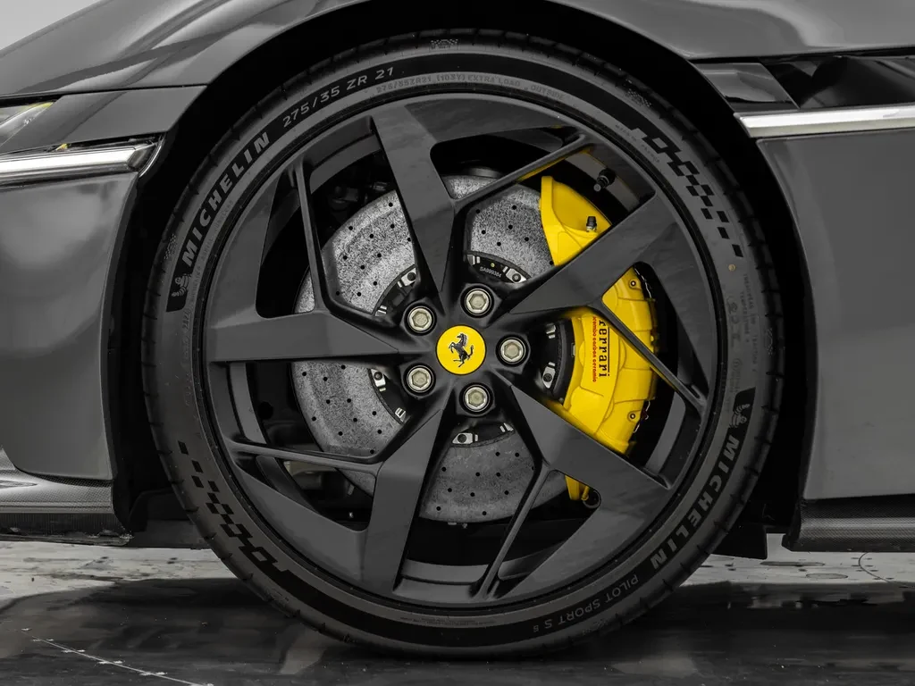 Ferrari 12Cilindri, 9/10