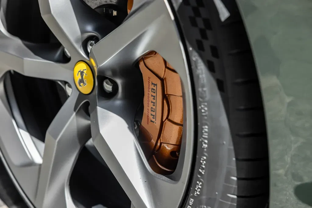 Ferrari 12Cilindri, 9/10
