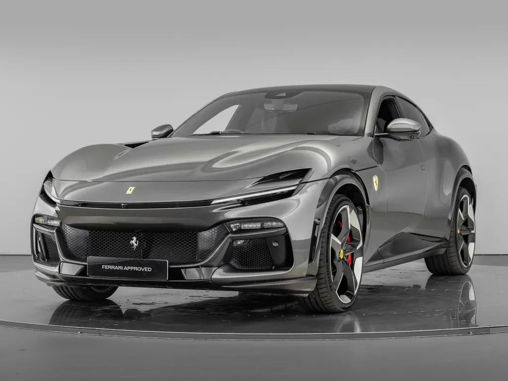 Ferrari Purosangue, 3/10