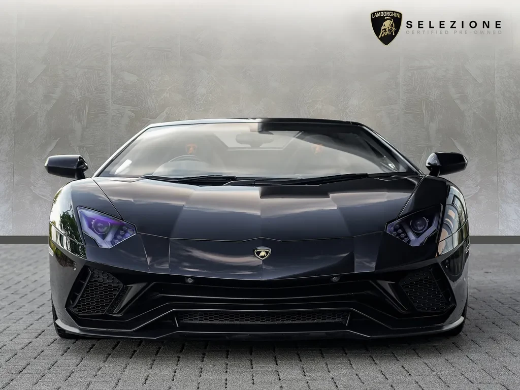 Lamborghini Aventador S Roadster, 5/10
