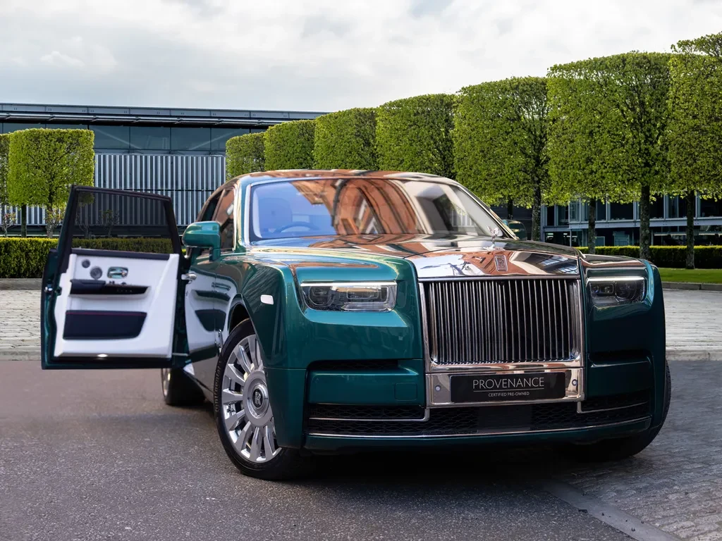 Rolls-Royce Phantom, 7/10