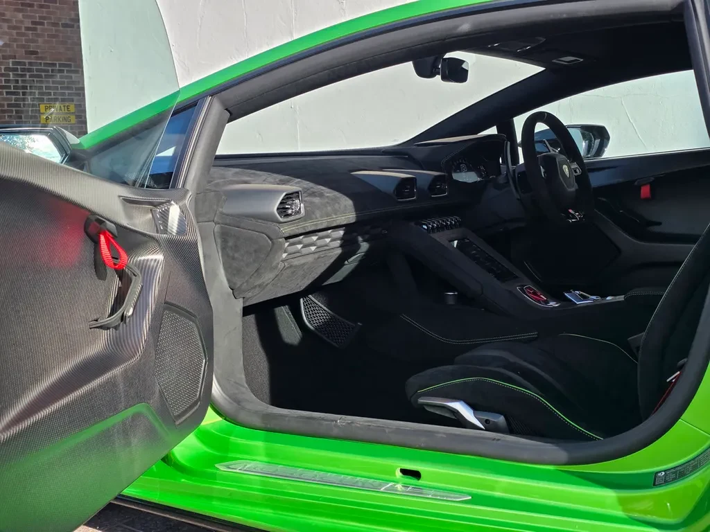 Lamborghini Huracán STO, 6/10