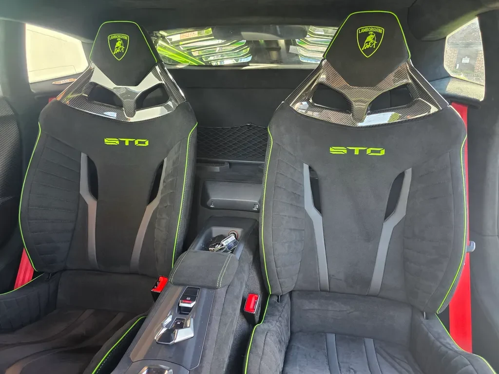 Lamborghini Huracán STO, 7/10