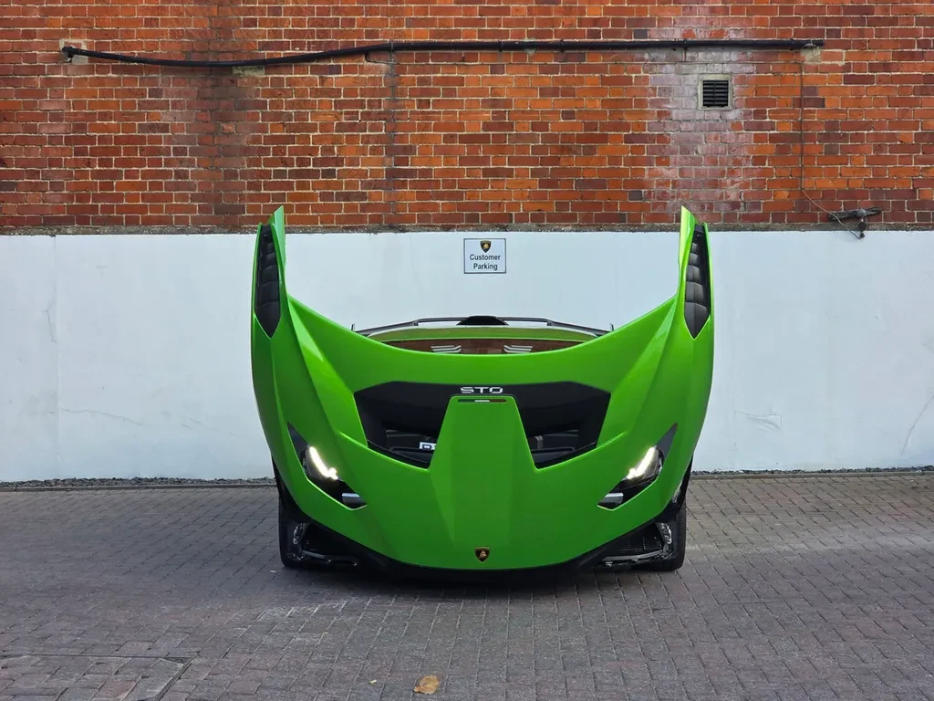 Lamborghini Huracán STO, 10/10