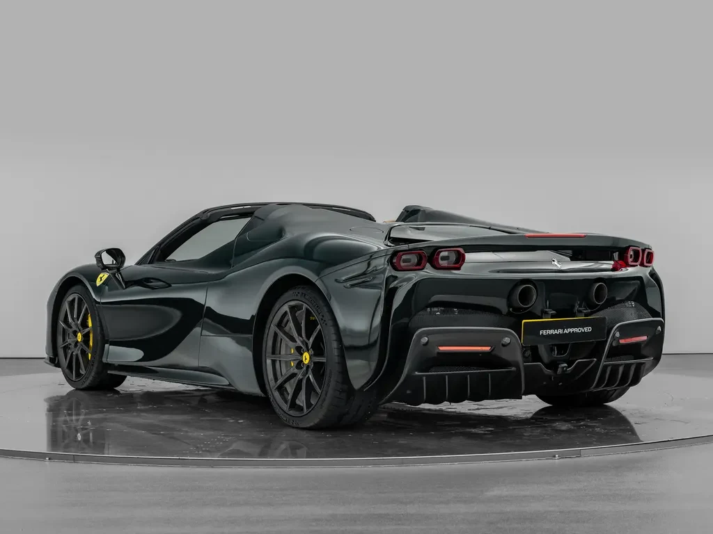 Ferrari SF90 Spider, 9/10