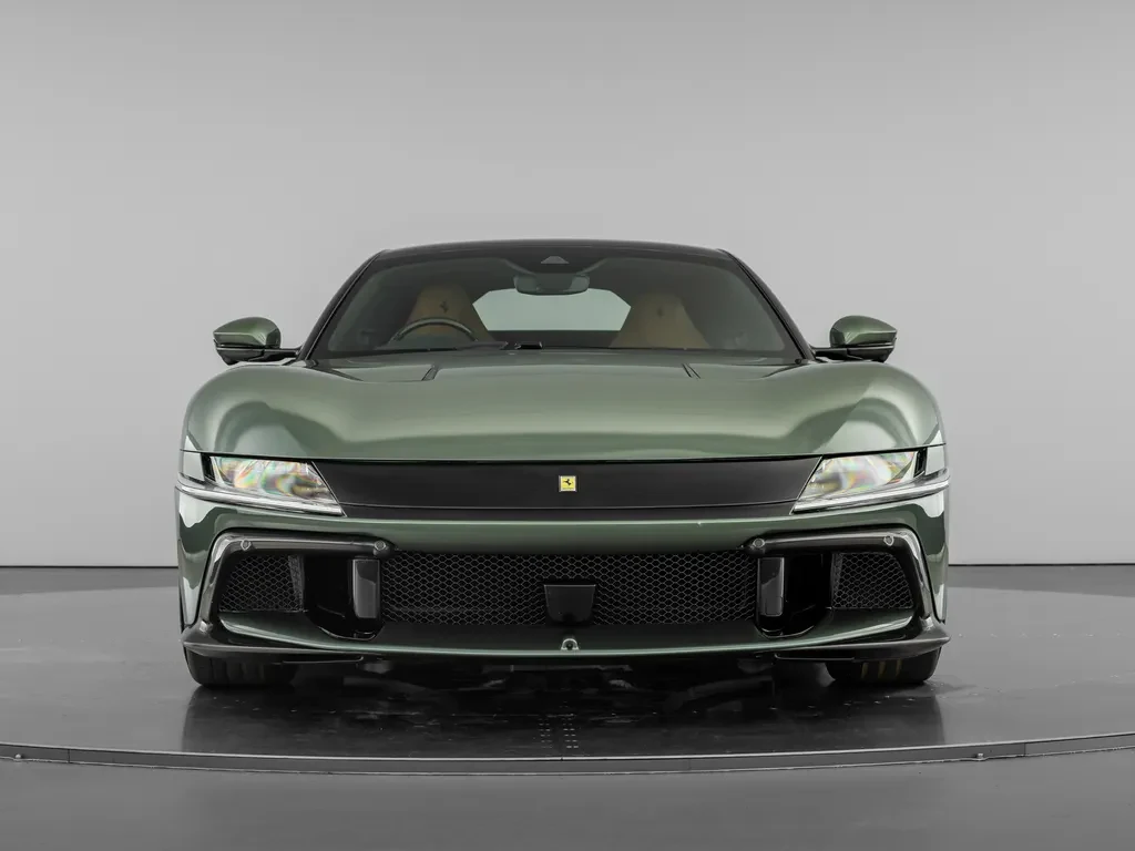 Ferrari 12Cilindri, 3/10