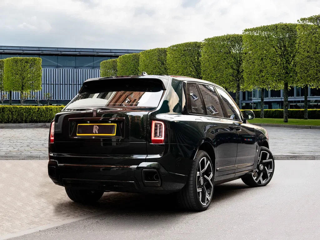 Rolls-Royce Cullinan Series II, 2/10