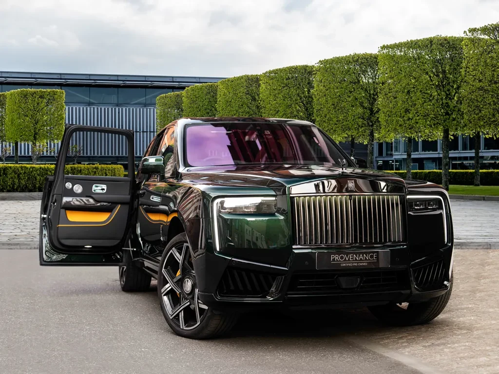 Rolls-Royce Cullinan Series II, 7/10