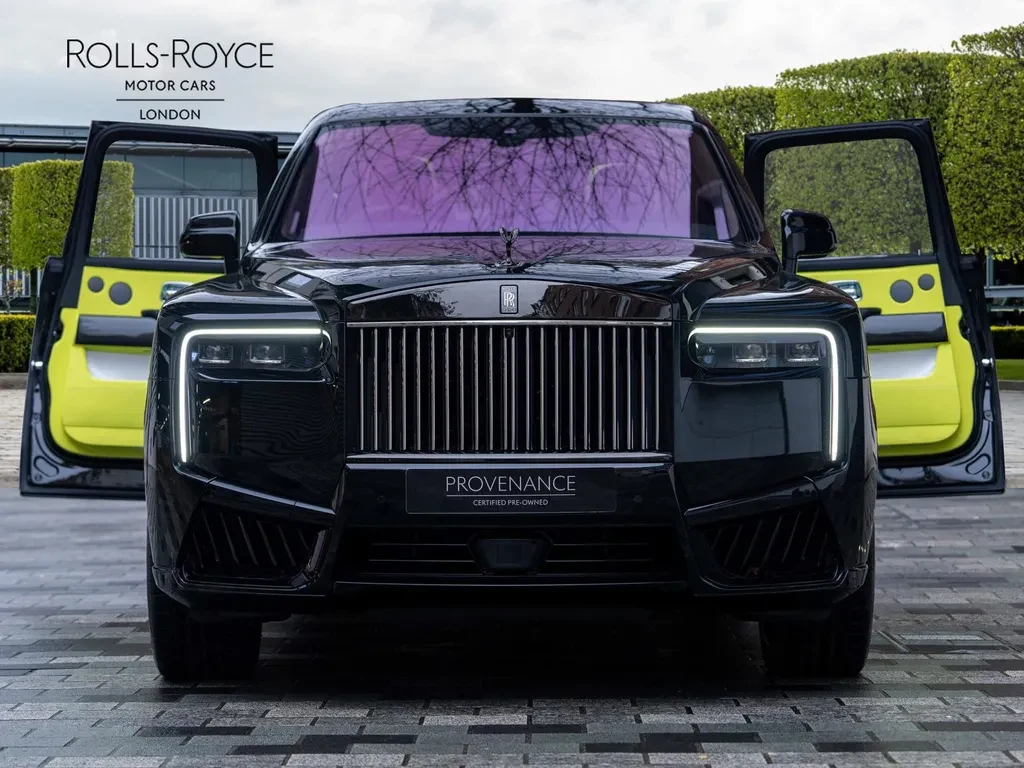 Rolls-Royce Cullinan Series II, 8/10