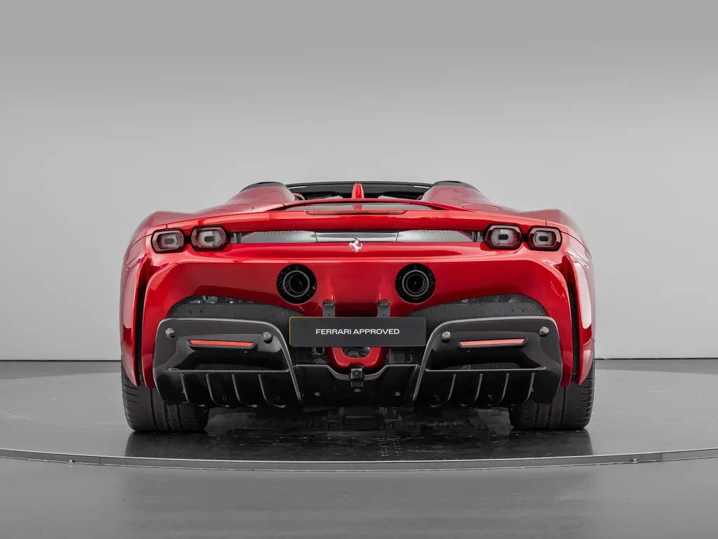 Ferrari SF90 Spider, 3/10