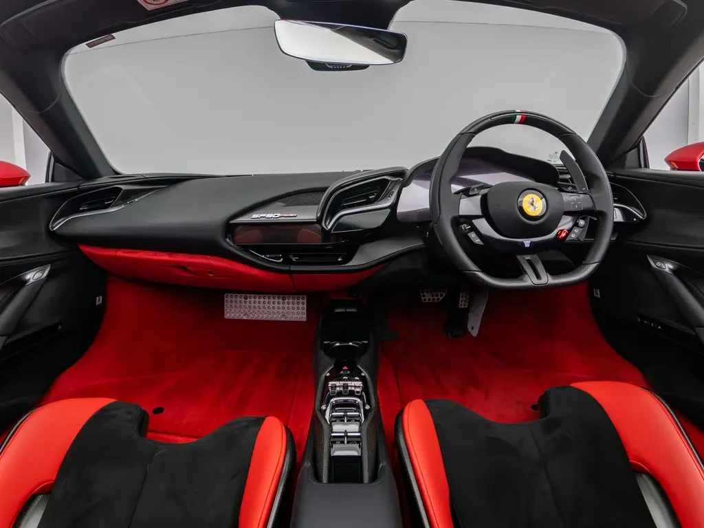 Ferrari SF90 Spider, 9/10