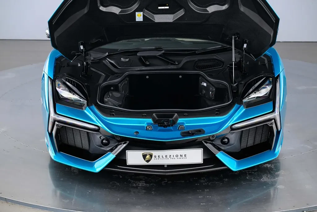 Lamborghini Revuelto, 10/10