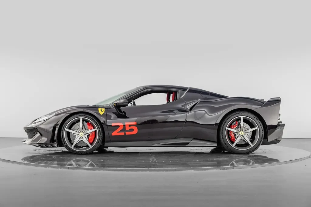 Ferrari 296 Speciale, 7/10