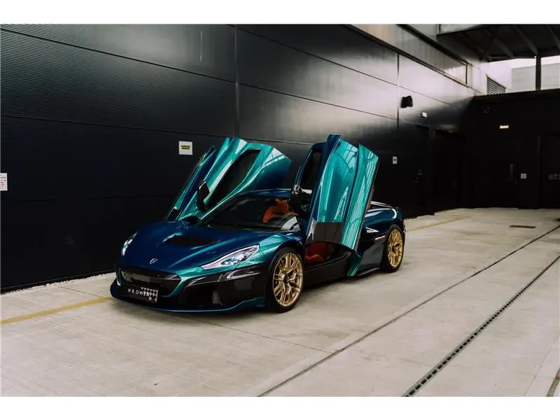 Rimac Nevera, 3/10