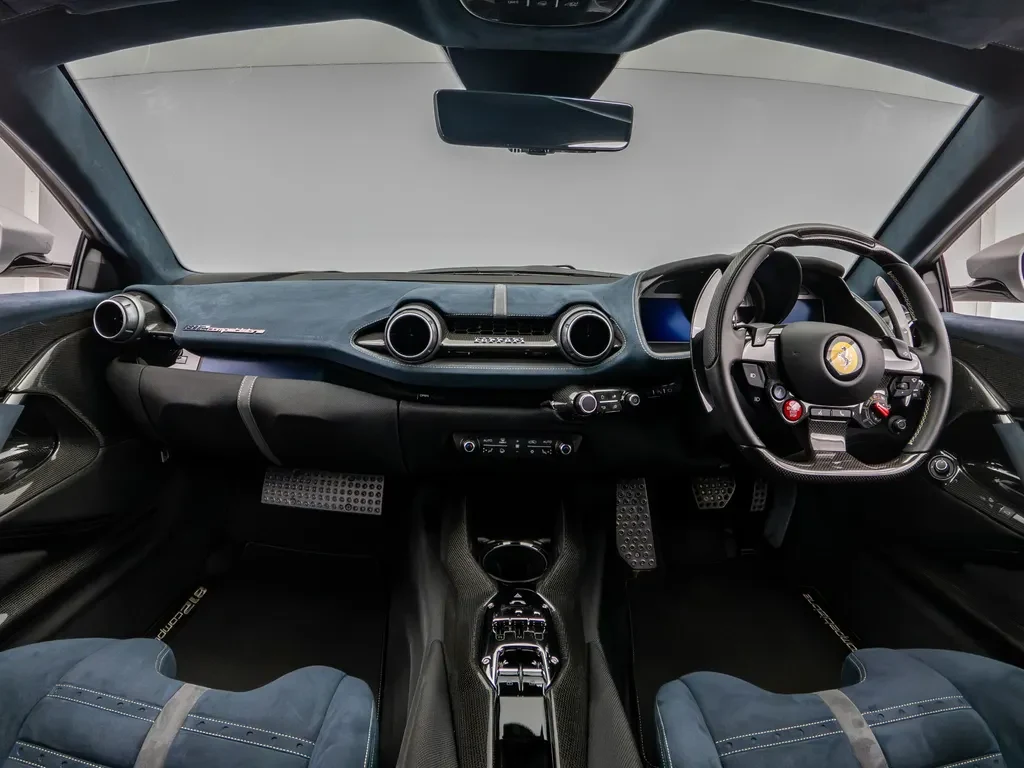 Ferrari 812 Competizione, 9/10