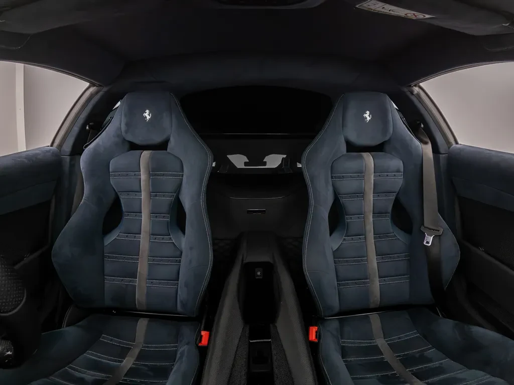 Ferrari 812 Competizione, 10/10