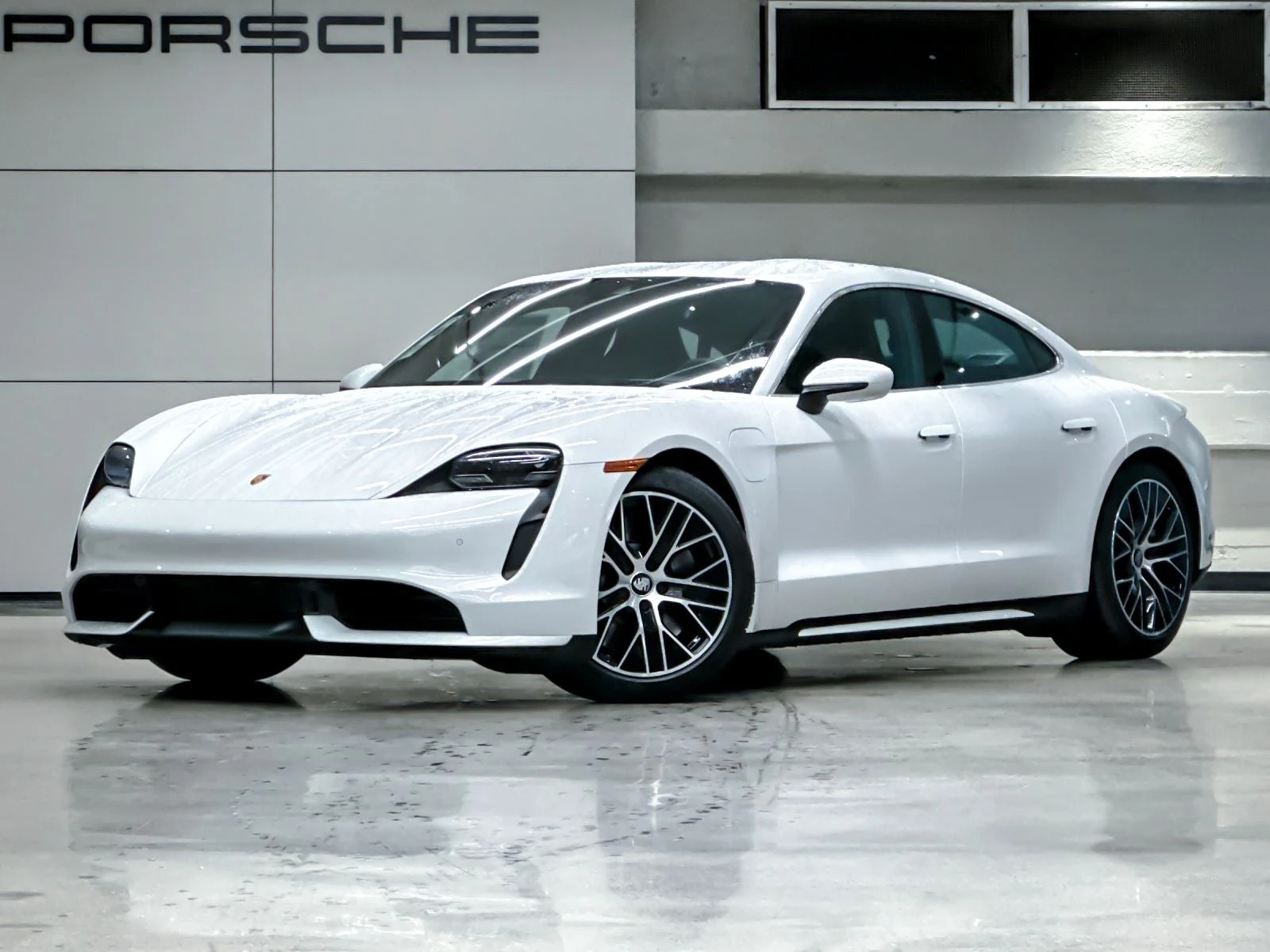 Porsche Taycan Turbo (Original Version) · white · Indigo Auto Group