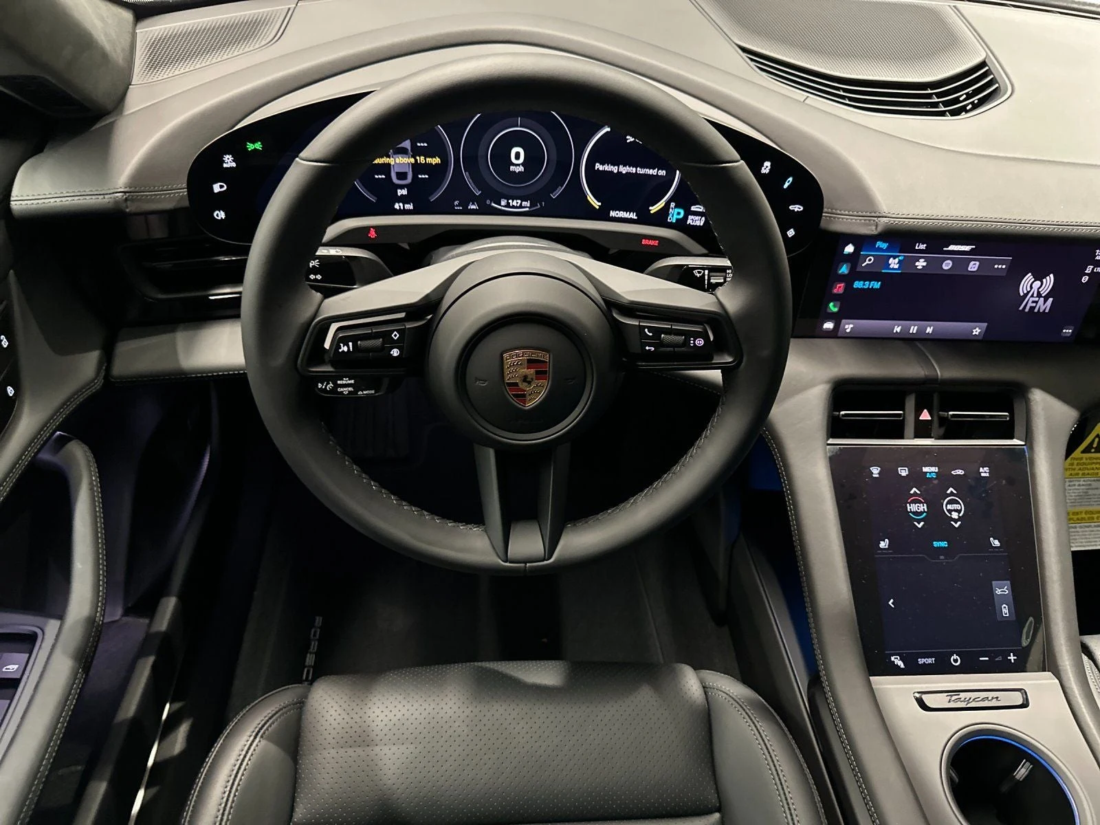 2024 Porsche Taycan Turbo (Original Version), 16/20