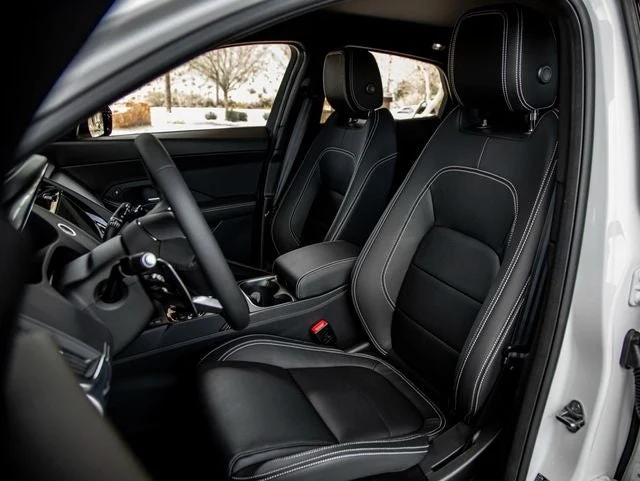 2024 Jaguar E-Pace P250 (X540), 13/20