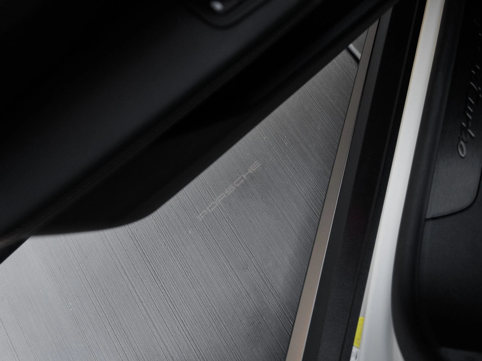 2025 Porsche Taycan Turbo (2025 Update), 15/20