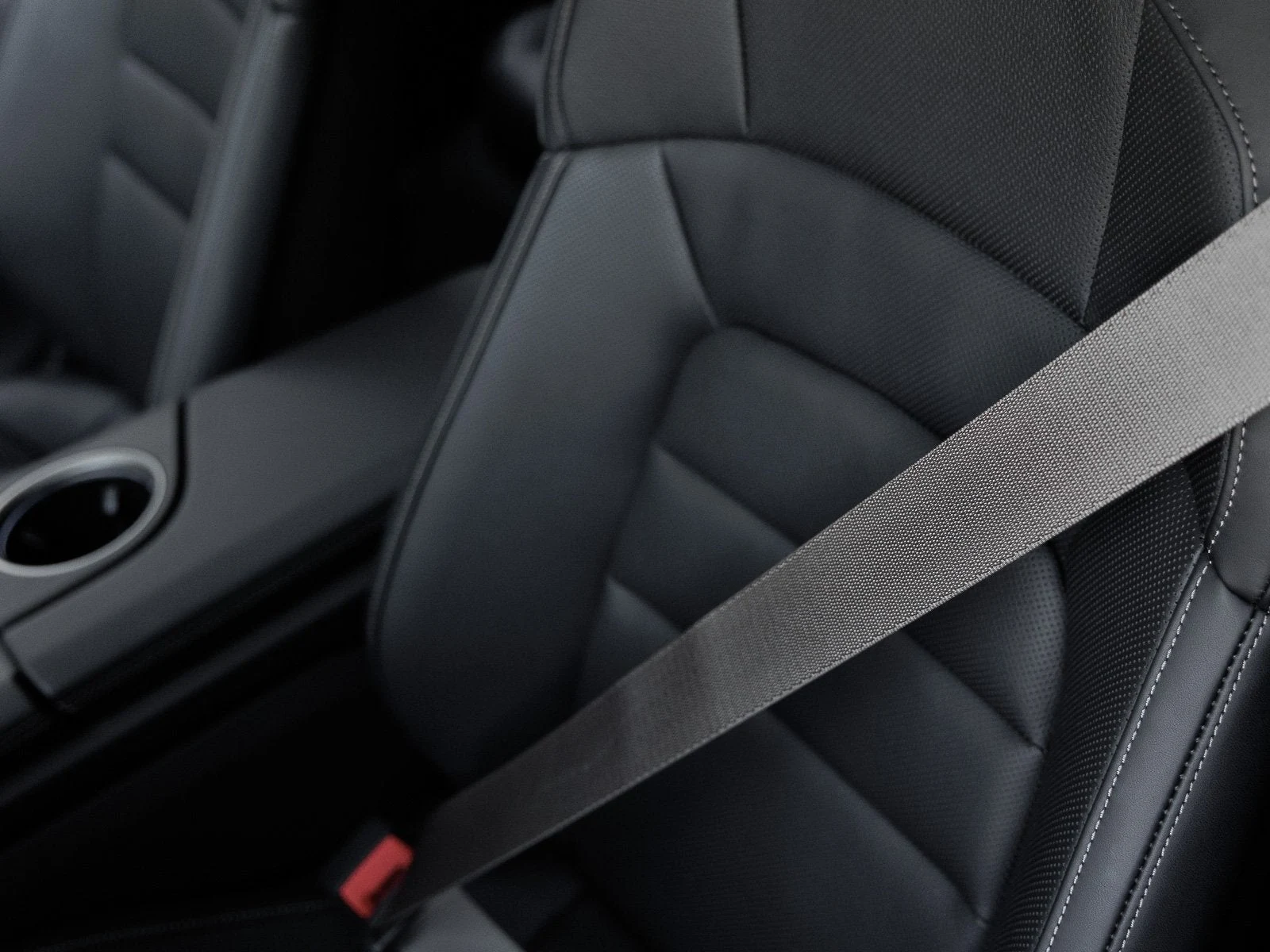2025 Porsche Taycan Turbo (2025 Update), 16/20