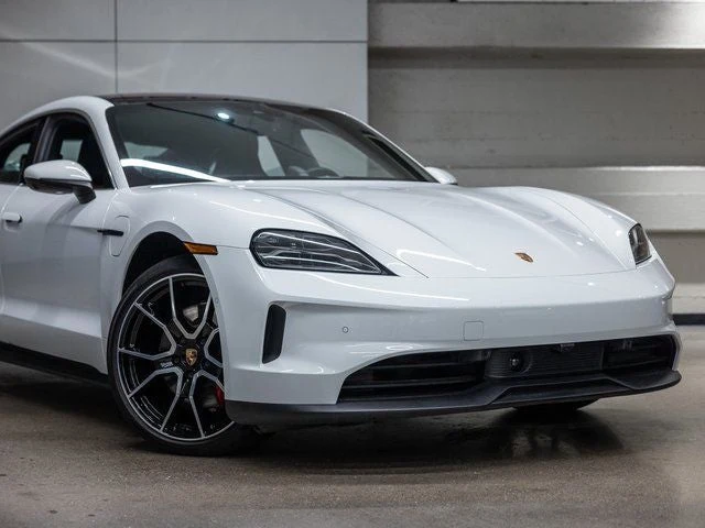 2025 Porsche Taycan 4S (2025 Update), 16/20