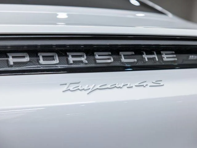 2025 Porsche Taycan 4S (2025 Update), 19/20