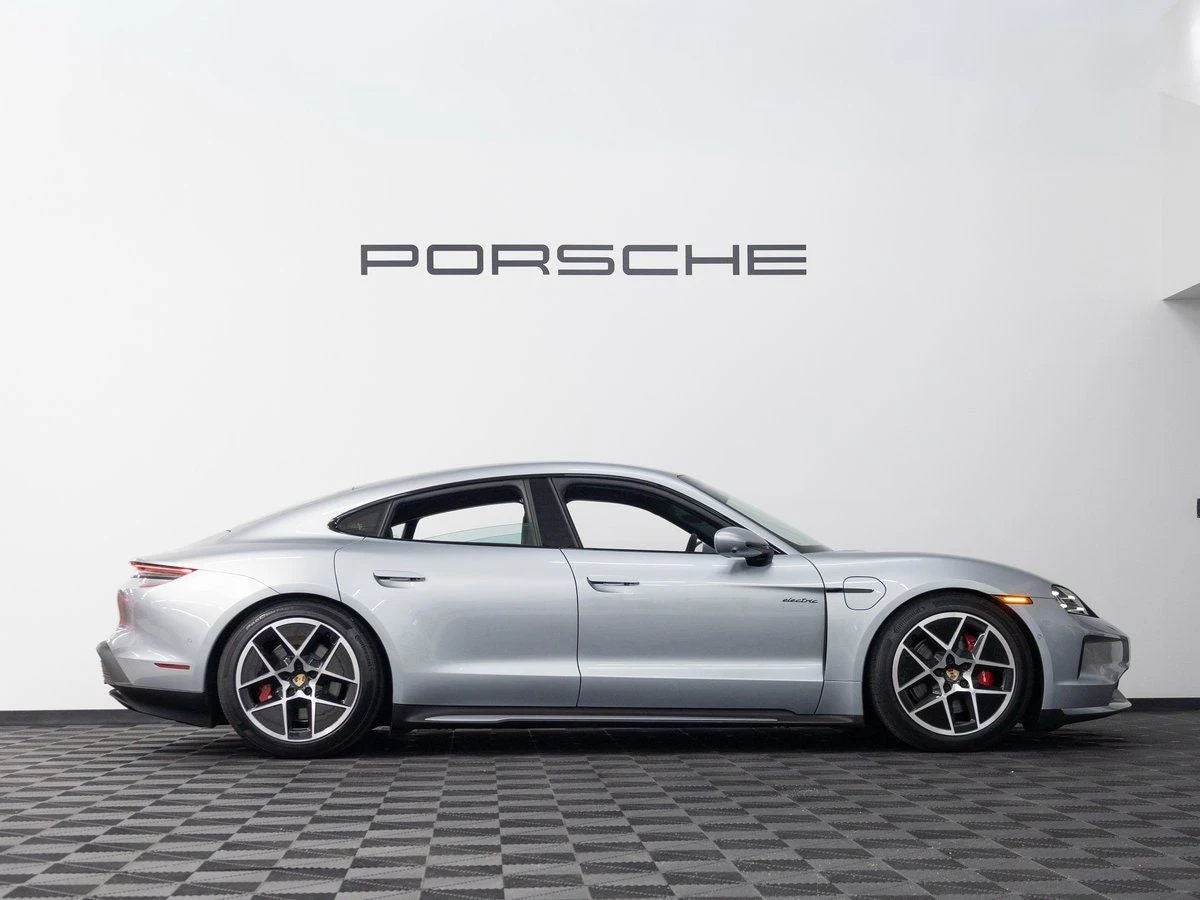2025 Porsche Taycan 4S (2025 Update), 9/20