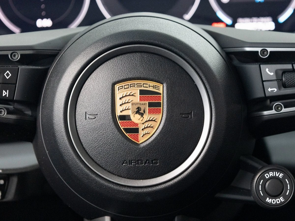 2025 Porsche Taycan 4S (2025 Update), 20/20
