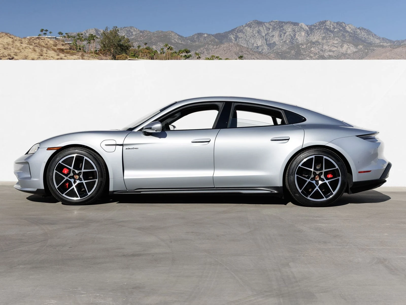 2025 Porsche Taycan 4S (2025 Update), 2/20
