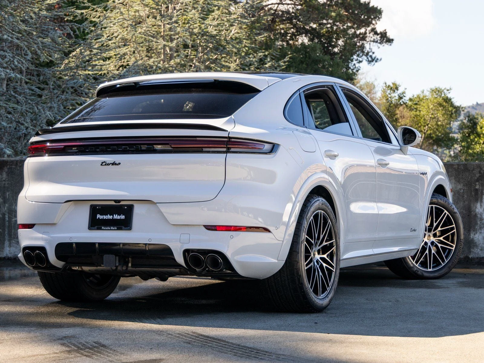 2025 Porsche Cayenne Turbo E-Hybrid Coupé (3rd Generation), 11/20