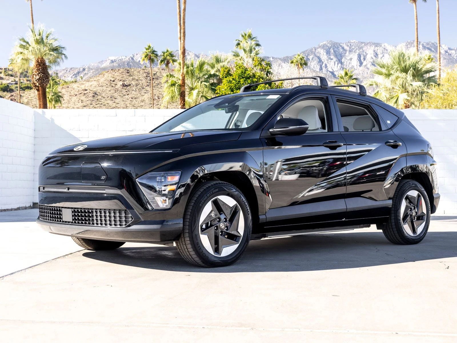 Hyundai Kona Electric SEL (SX2) · Abyss Black Pearl · Indigo Auto Group