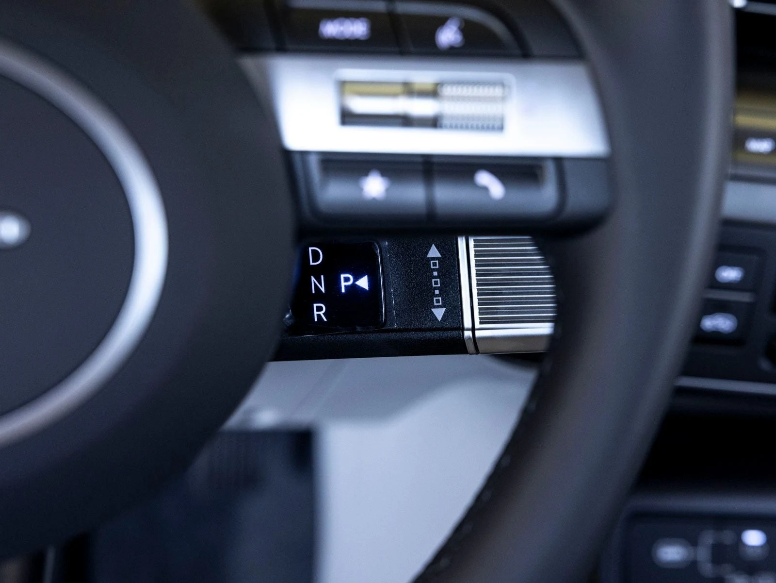 2025 Hyundai Kona Electric SEL (SX2), 17/20