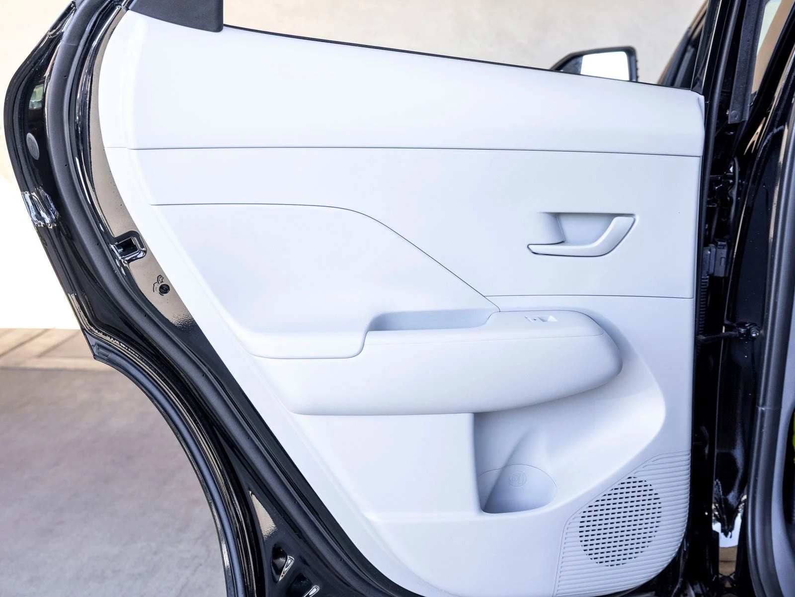 2025 Hyundai Kona Electric SEL (SX2), 19/20