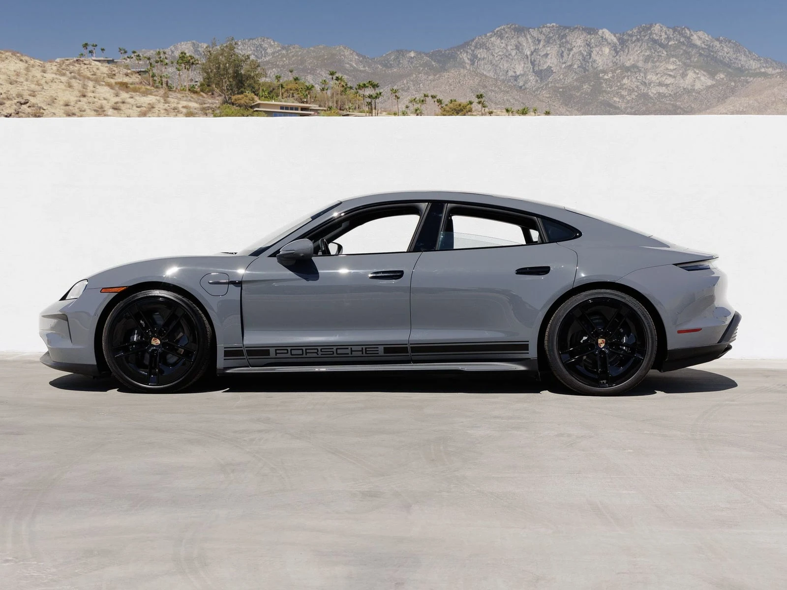 2025 Porsche Taycan 4 Sedan (2025 Update), 2/20
