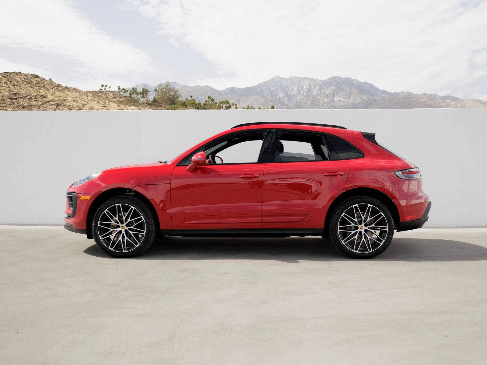 2025 Porsche Macan (95B), 2/20