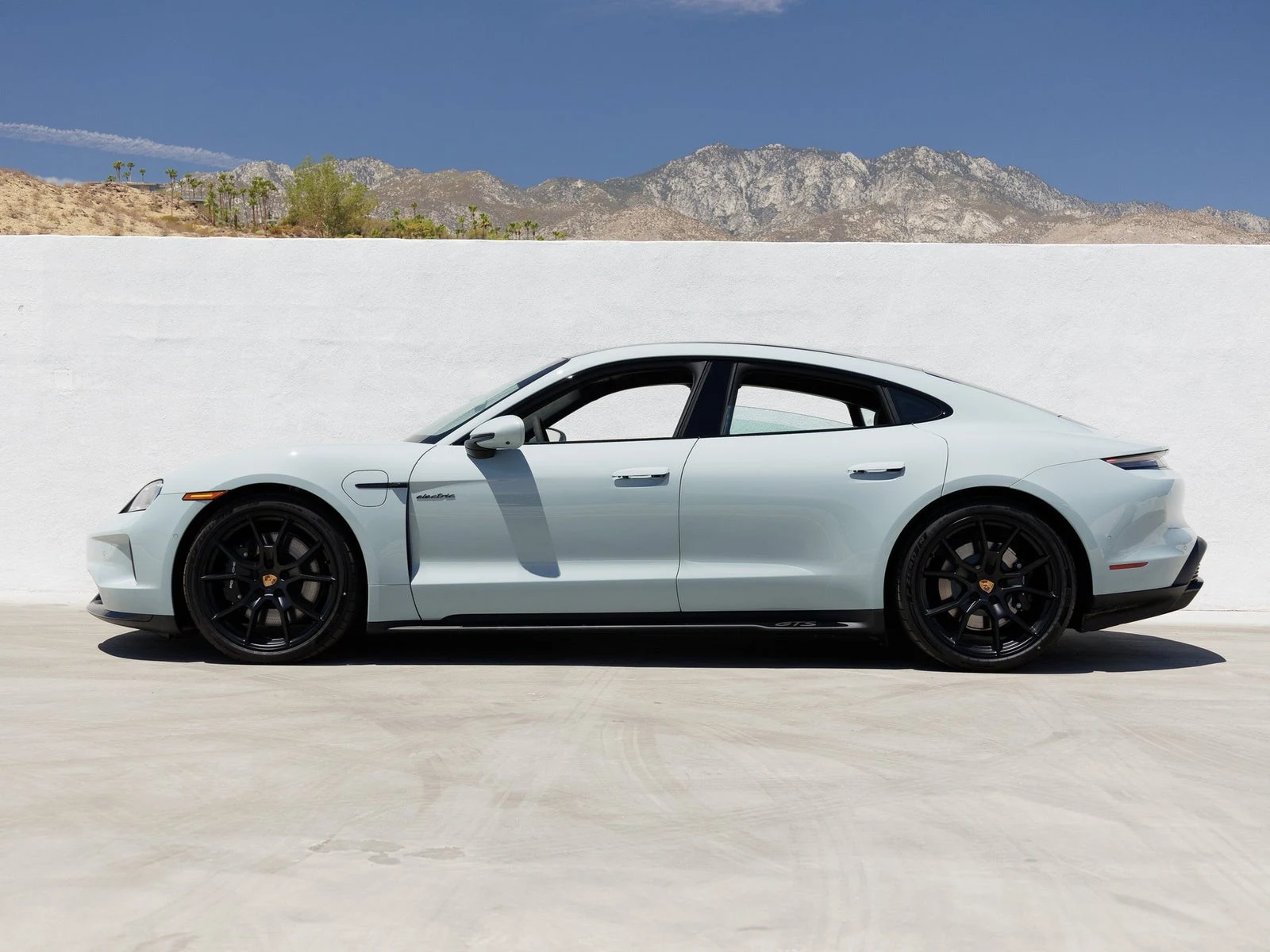 2025 Porsche Taycan GTS (2025 Update), 2/20