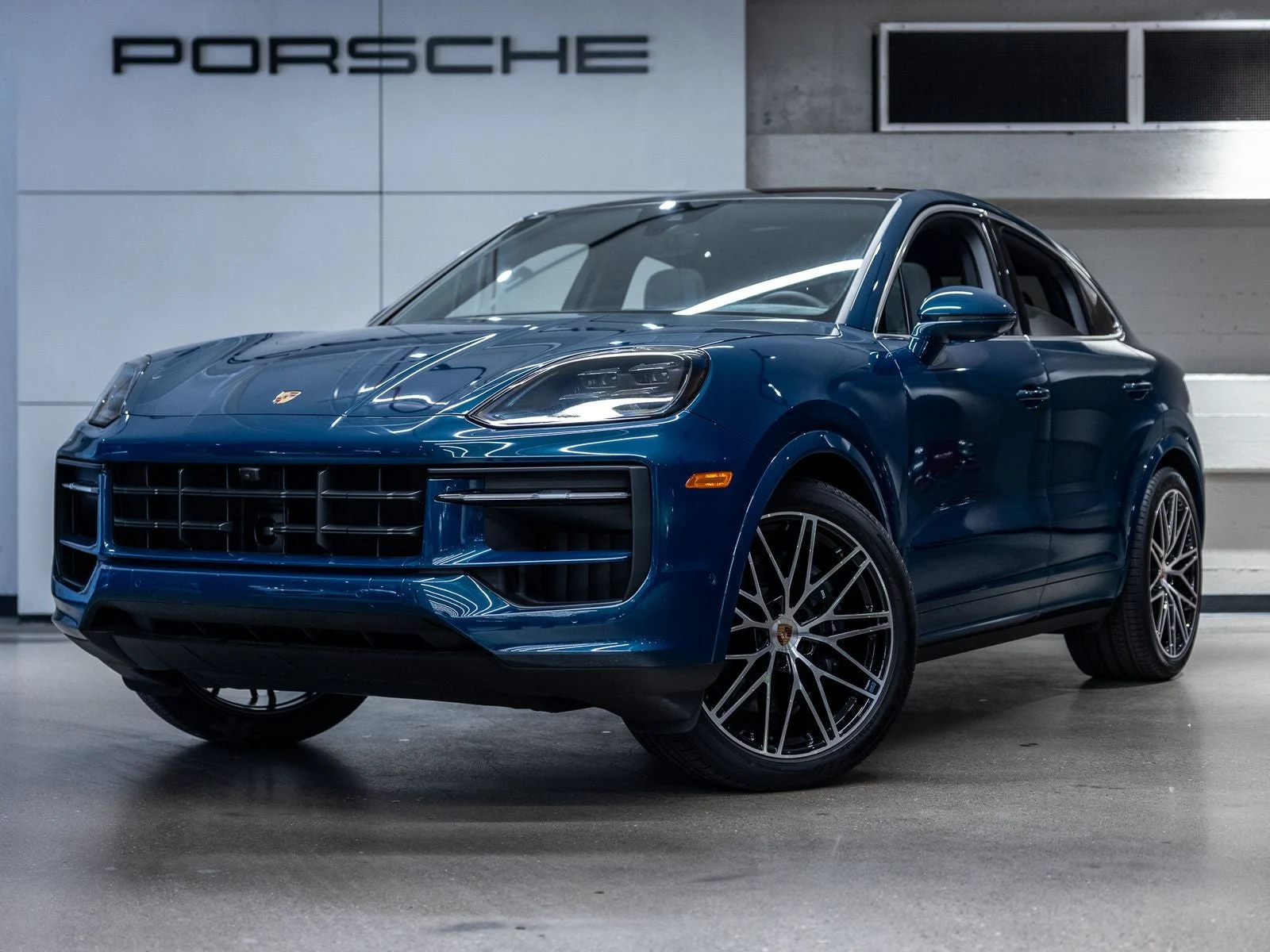 Porsche Cayenne Coupé (3rd Generation) · Montego Blue Metallic · Indigo Auto Group