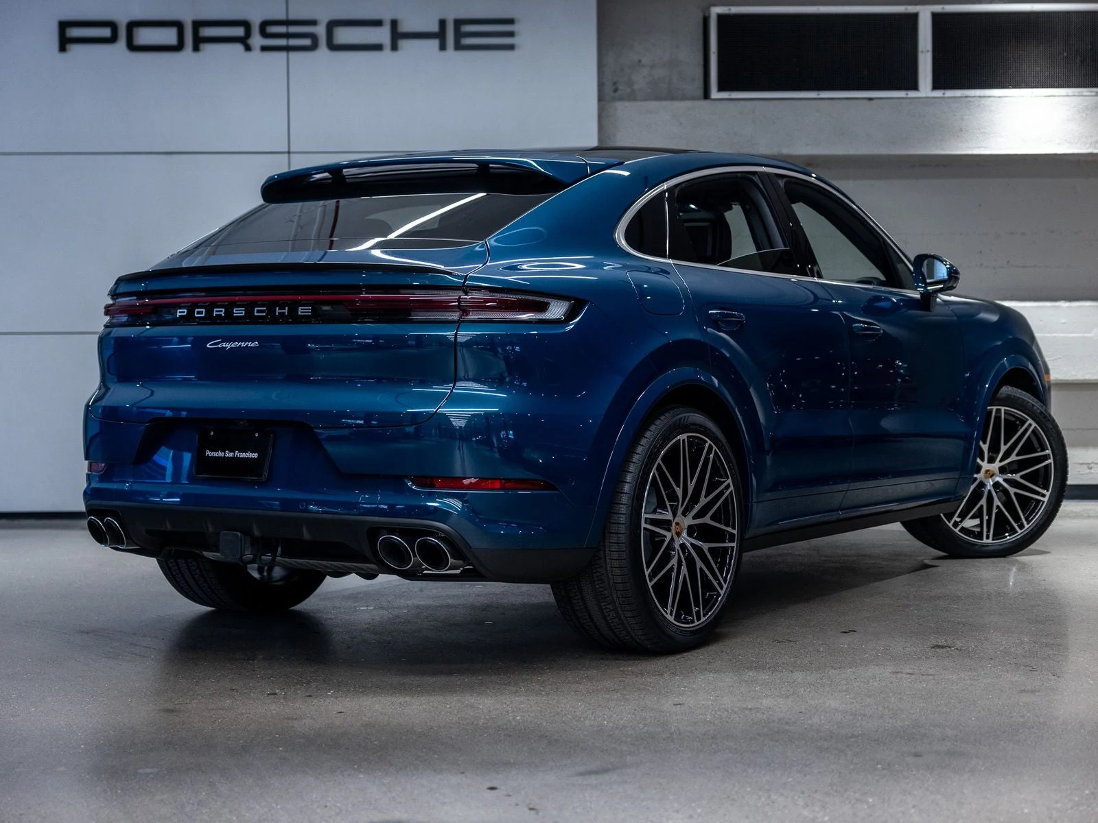 2025 Porsche Cayenne Coupé (3rd Generation), 8/20