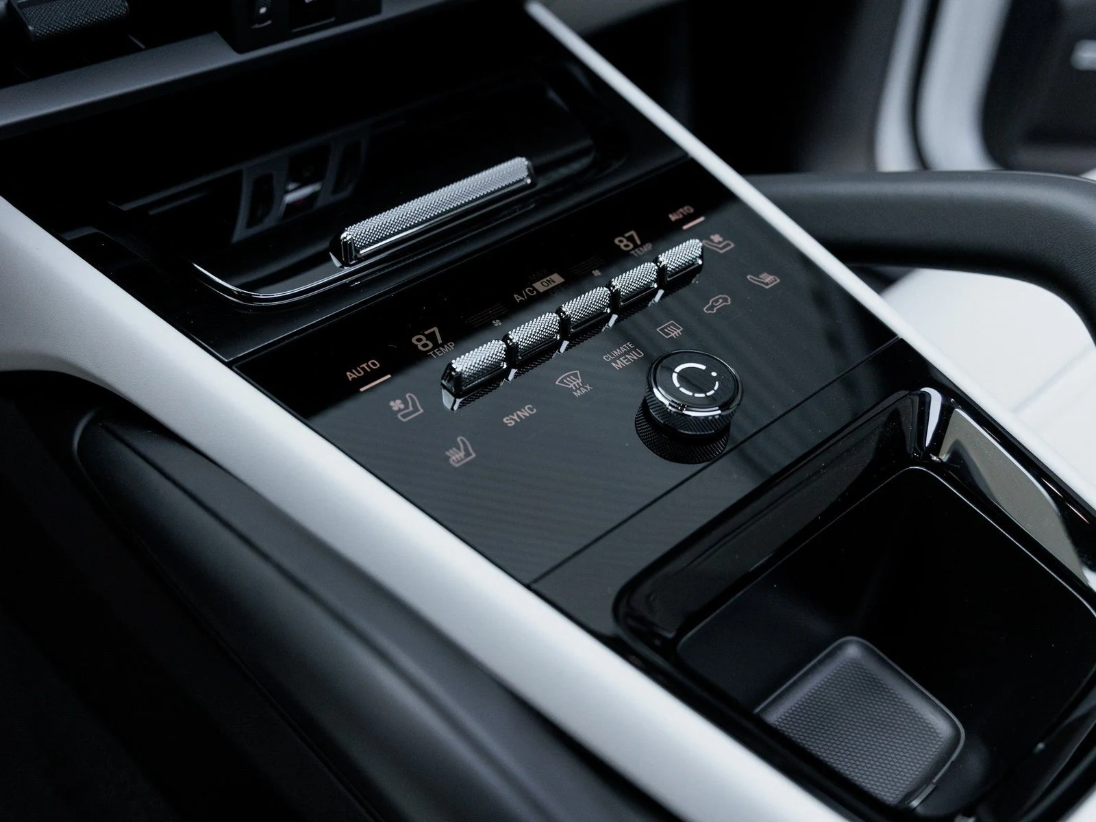 2025 Porsche Cayenne S (3rd Generation), 18/20