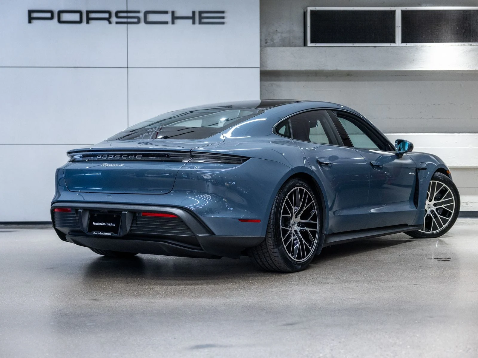 2025 Porsche Taycan 4 Sedan (2025 Update), 9/20
