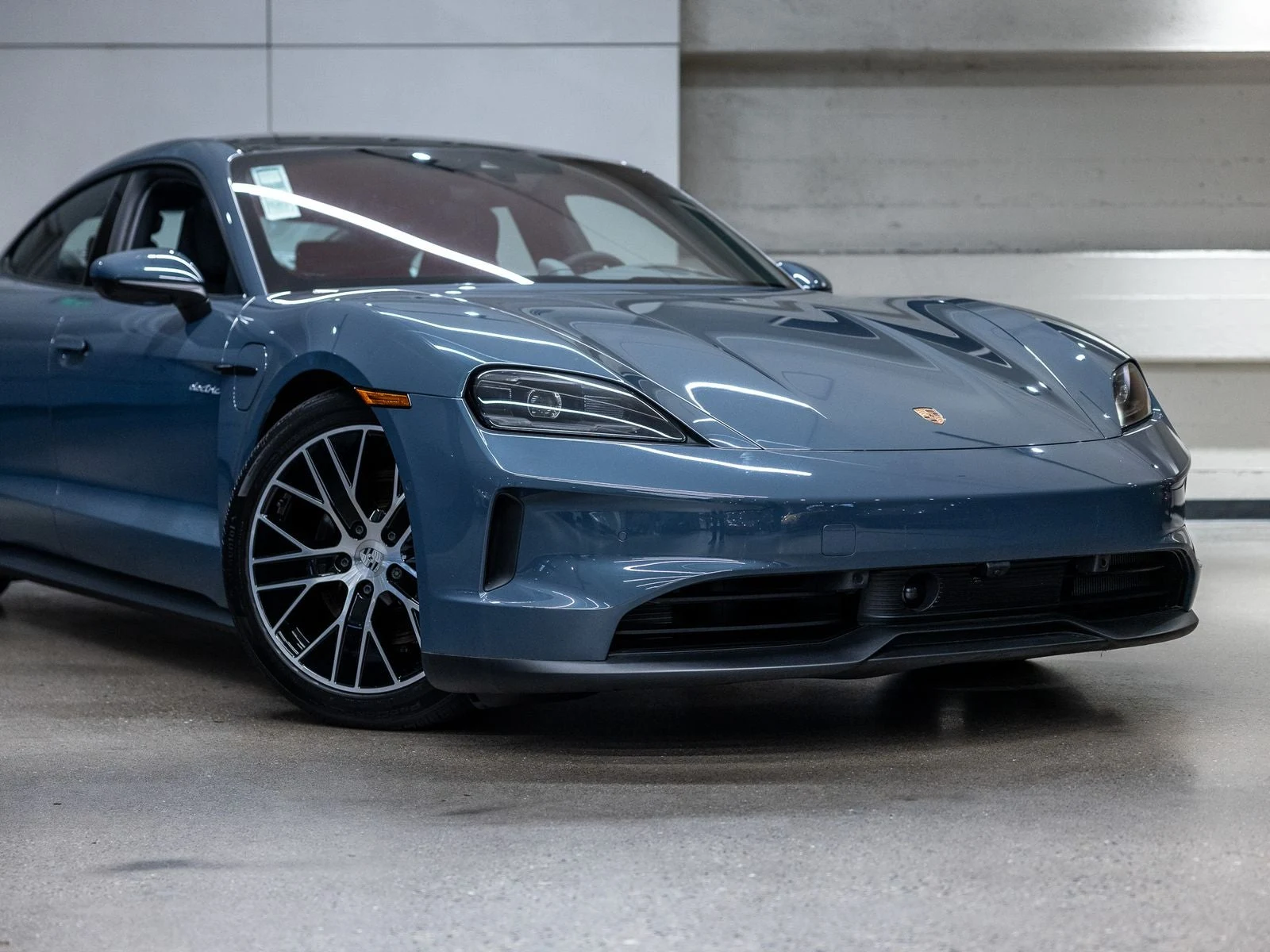 2025 Porsche Taycan 4 Sedan (2025 Update), 15/20